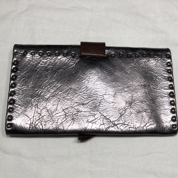 ReBel Double Oval Brass Clutch in Platinum Leather - Picture 5 of 12